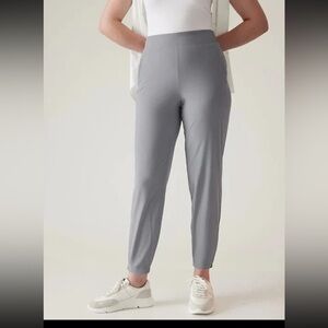 Athleta Brooklyn Height High Rise Jogger In Grey Size 12 (A5)